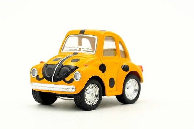 VW Beetle s puntíky